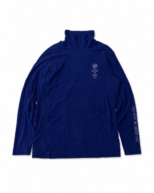 Mock turtleneck / high-neck long-sleeve shirt