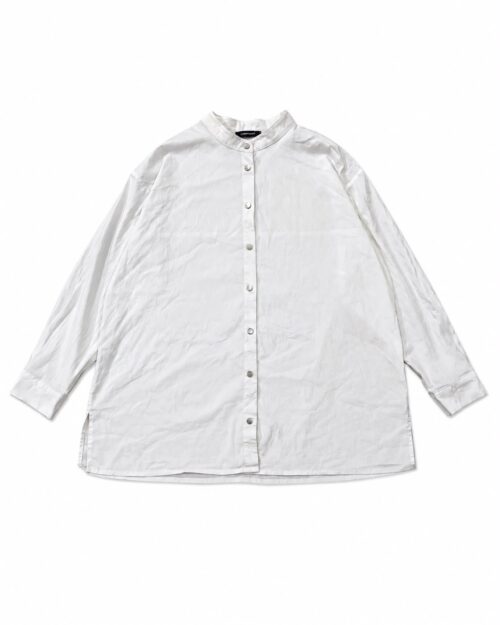 Oversized, lightweight white cotton casual shirt