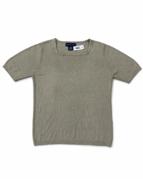 Women's lightweight, short-sleeve knit sweater top