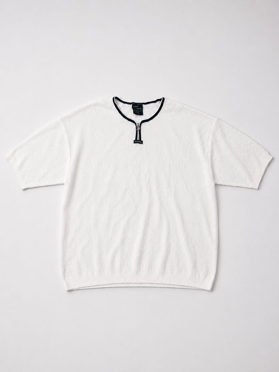 short-sleeve, casual knit pullover shirt