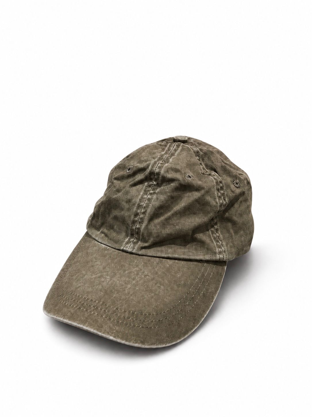 minimalist, unstructured vintage-style dad hat/baseball cap.